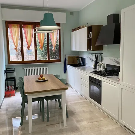 Via Verdi 14 Apartamento *